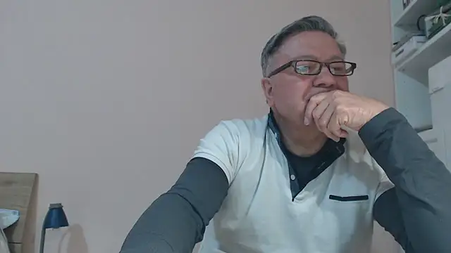 YOU6me online show from 03/01/25, 06:54