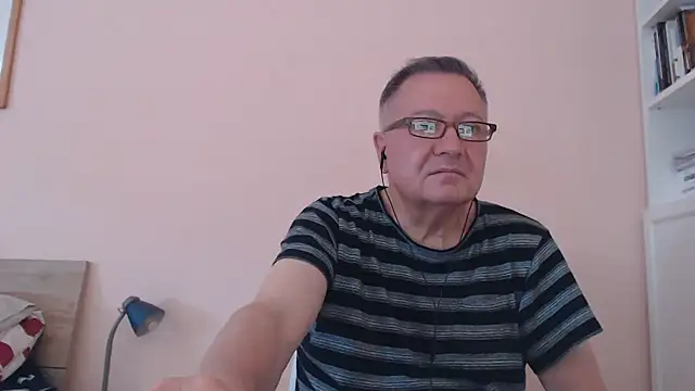 YOU6me online show from 09/15/25, 09:53