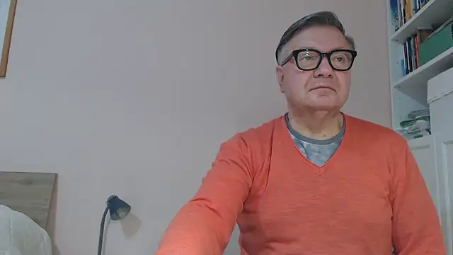 YOU6me online show from 04/01/26, 07:42