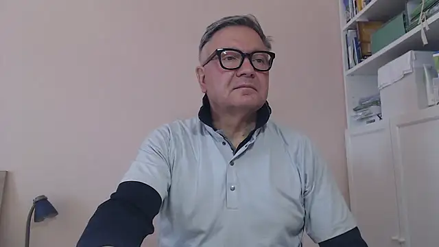 YOU6me online show from 05/26/26, 08:43