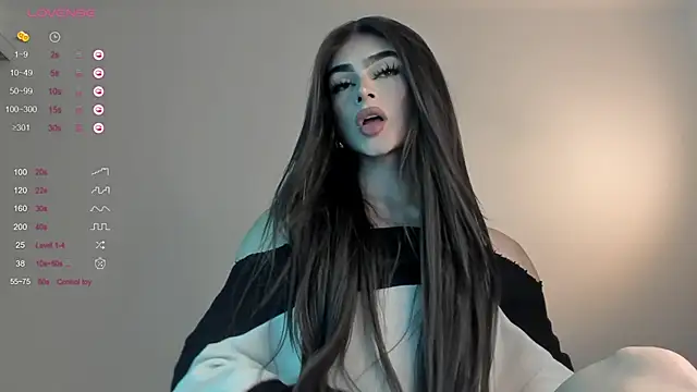 Snapshot of sweetest_bella chatting on 01/07/25, 10:19 sweetest bella online show from 01/07/25, 10:19