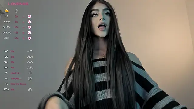 Snapshot of sweetest_bella chatting on 02/11/25, 09:14 sweetest bella online show from 02/11/25, 09:14