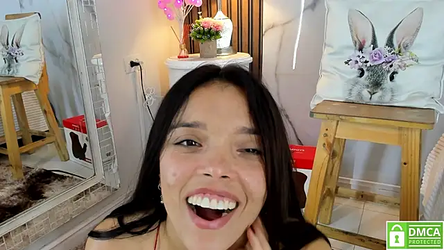 hannahill69 online show from 01/24/25, 10:32