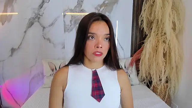 hannahill69 online show from 10/08/25, 04:54