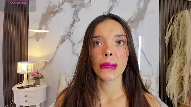 hannahill69 online show from 07/22/26, 04:37
