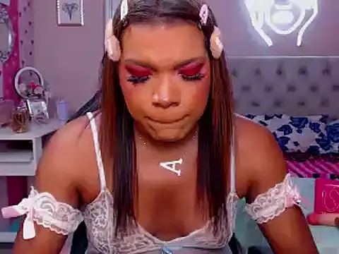 alexa rodriicum online show from 11/05/25, 01:11