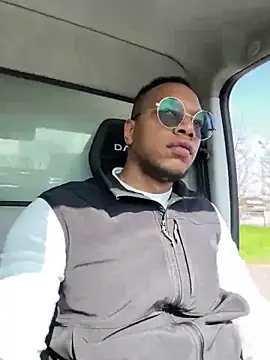 Snapshot of iamrafaelhot chatting on 03/13/25, 01:18 iamrafaelhot online show from 03/13/25, 01:18