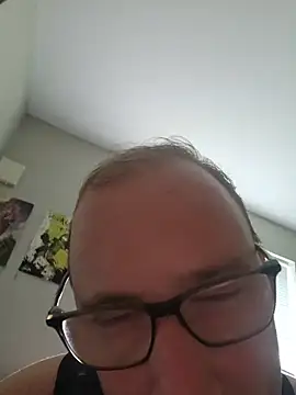 gdawg78 online show from 07/27/26, 04:58