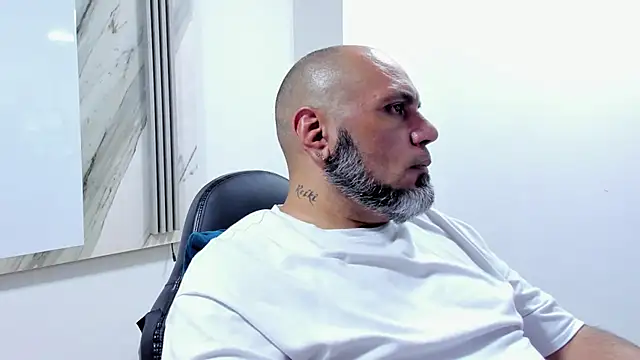 Myke Miller  online show from 01/08/25, 11:52