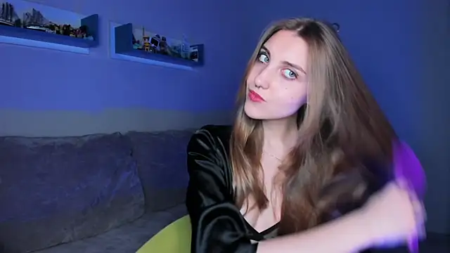 Snapshot of CassiaBlade1 chatting on 12/07/24, 07:21 CassiaBlade1 online show from 12/07/24, 07:21