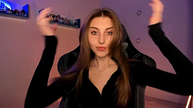 Snapshot of CassiaBlade1 chatting on 01/28/25, 07:10 CassiaBlade1 online show from 01/28/25, 07:10