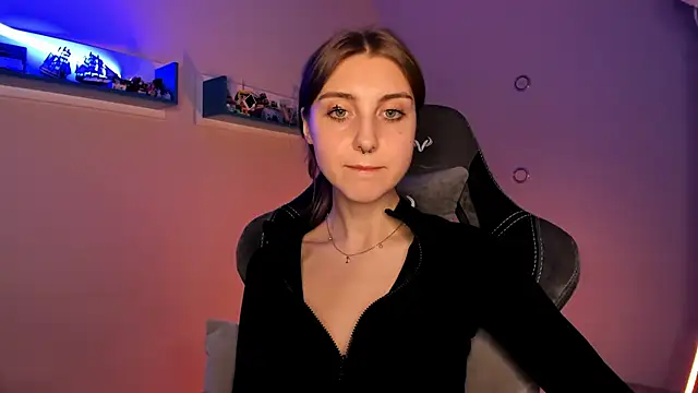 Snapshot of CassiaBlade1 chatting on 02/02/25, 06:53 CassiaBlade1 online show from 02/02/25, 06:53