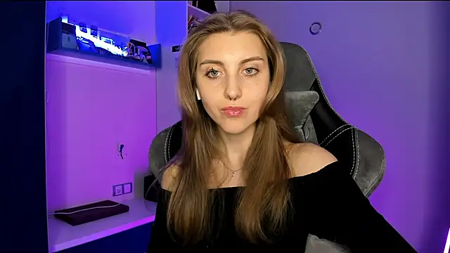 Snapshot of CassiaBlade1 chatting on 03/07/25, 07:16 CassiaBlade1 online show from 03/07/25, 07:16