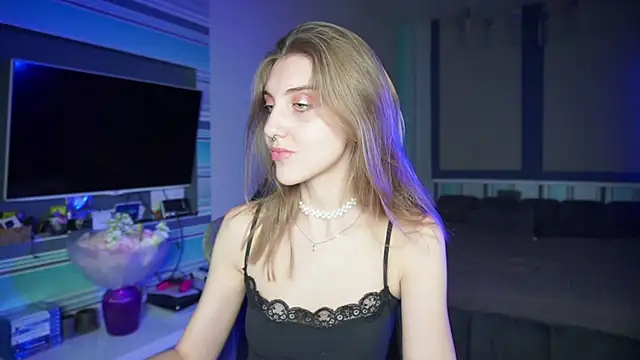 Snapshot of CassiaBlade1 chatting on 09/10/25, 06:30 CassiaBlade1 online show from 09/10/25, 06:30