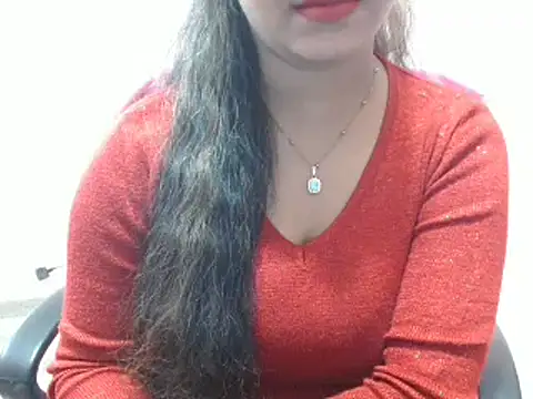 LovingPihu online show from 02/03/25, 08:46