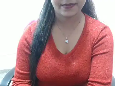 LovingPihu online show from 03/02/25, 11:18