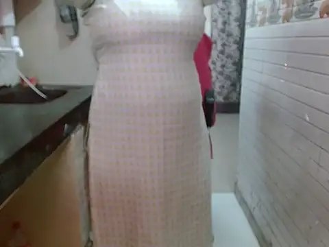 LovingPihu online show from 10/10/25, 05:17