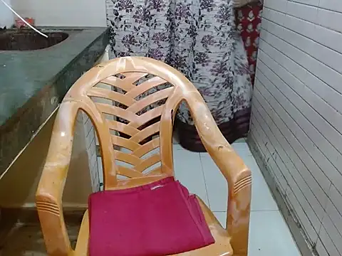 LovingPihu online show from 10/12/25, 05:50