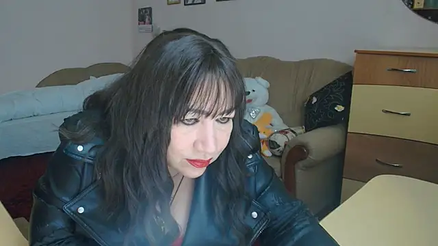 Lucretia Goldi  online show from 03/05/25, 09:37