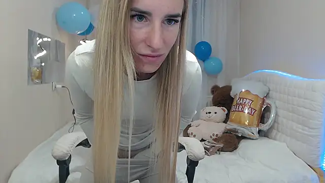 Snapshot of DeboraHorny chatting on 09/18/25, 06:04 DeboraHorny online show from 09/18/25, 06:04