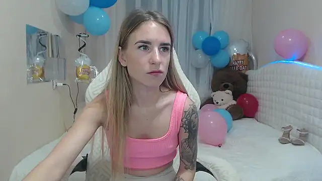 Snapshot of DeboraHorny chatting on 10/04/25, 06:11 DeboraHorny online show from 10/04/25, 06:11