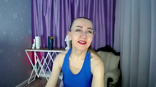 Snapshot of queen_a_n_i chatting on 03/06/25, 11:25 queen a n i online show from 03/06/25, 11:25