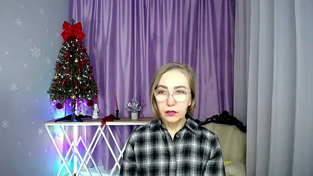 queen a n i online show from 01/15/26, 10:42