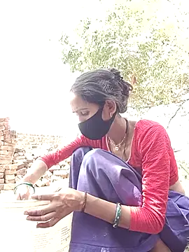 Mohni Das online show from 05/14/26, 05:03