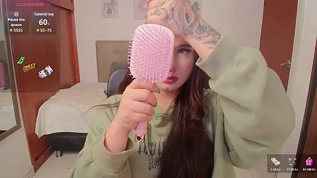 Miley Baker online show from 10/08/25, 02:25