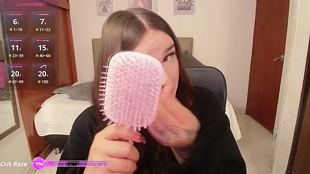 Miley Baker online show from 11/12/25, 01:44