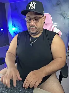 Snapshot of jacoob_woods chatting on 06/17/26, 12:29 jacoob woods online show from 06/17/26, 12:29