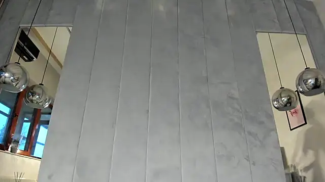 Snapshot of Naila18 chatting on 12/27/24, 06:03 Naila18 online show from 12/27/24, 06:03