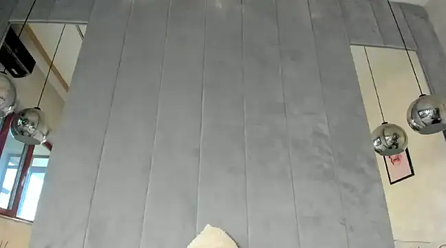 Snapshot of Naila18 chatting on 01/19/25, 05:58 Naila18 online show from 01/19/25, 05:58