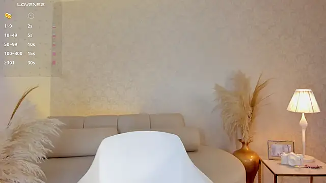 GraceCartier online show from 12/04/25, 10:07