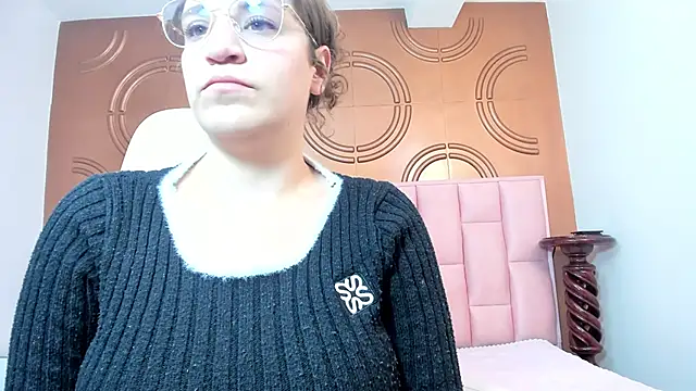 valeriaa19 online show from 01/18/25, 05:31