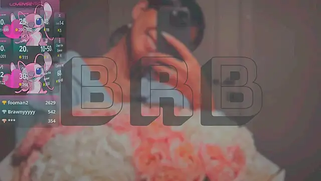 Snapshot of Mia_Tin chatting on 02/22/25, 09:12 Mia Tin online show from 02/22/25, 09:12