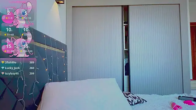 Snapshot of Mia_Tin chatting on 03/04/25, 06:04 Mia Tin online show from 03/04/25, 06:04