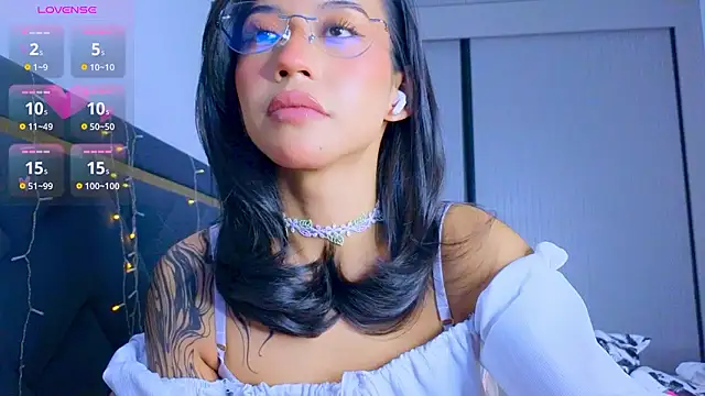 Mia Tin online show from 01/08/26, 01:24