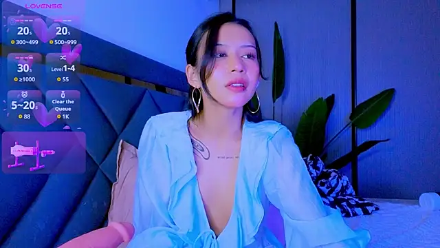 Mia Tin online show from 03/29/26, 08:09