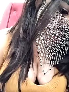 Alisha  Arora online show from 12/30/24, 04:29
