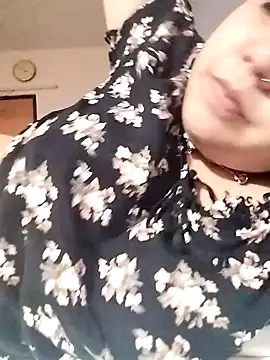 Alisha  Arora online show from 01/25/25, 10:19