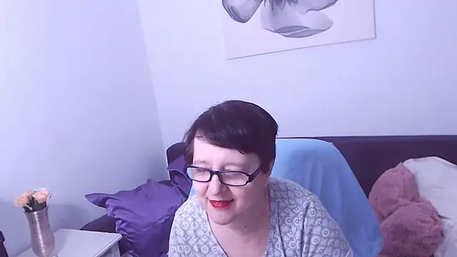 Snapshot of ChristaRose chatting on 11/05/25, 11:05 ChristaRose online show from 11/05/25, 11:05