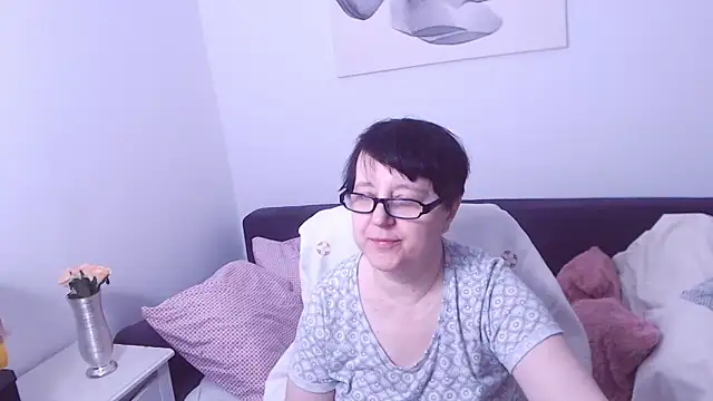 ChristaRose online show from 04/10/26, 07:18