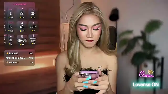 Local Hoelyx online show from 05/30/26, 04:04