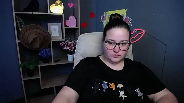 XX Daniella XX online show from 05/16/26, 07:05