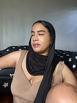 Snapshot of Maryam_yamal chatting on 01/24/25, 08:22 Maryam yamal online show from 01/24/25, 08:22