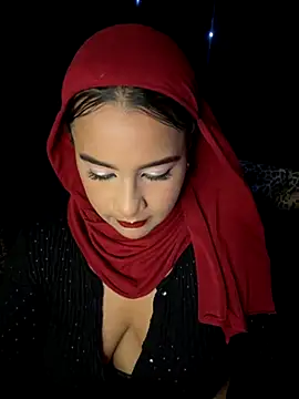 Snapshot of Maryam_yamal chatting on 10/04/25, 08:18 Maryam yamal online show from 10/04/25, 08:18