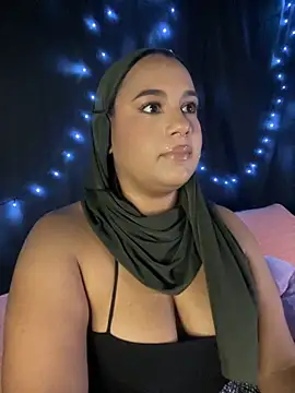 Snapshot of Maryam_yamal chatting on 11/22/25, 08:19 Maryam yamal online show from 11/22/25, 08:19