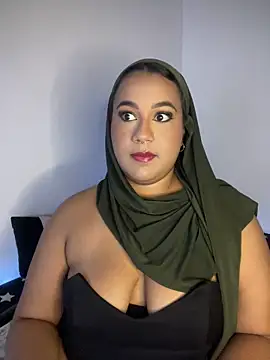 Snapshot of Maryam_yamal chatting on 02/15/26, 08:49 Maryam yamal online show from 02/15/26, 08:49