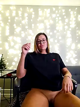 RebeccaXO  online show from 12/13/24, 03:27